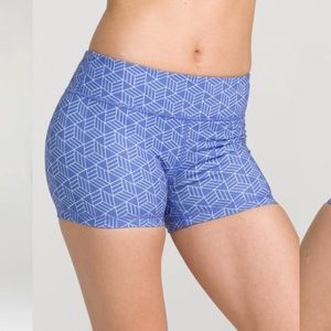 IAB No-Ride 3 Inch Shorts NWT